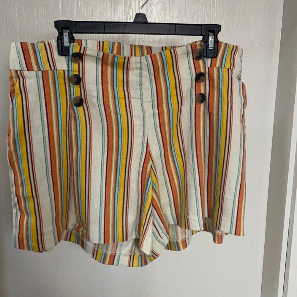 Pull on shorts